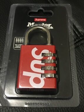Supreme master lock numeric combination lock Red